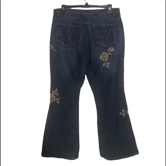 Neeso premium jeans with gold rose design - Picture 2 of 16
